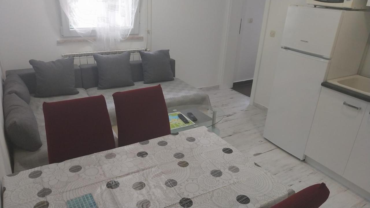 Jan 2 Apartment Pula Exterior photo